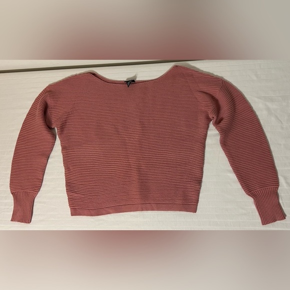 Rue 21 Casual Pink Sweater. Large  A2 - Picture 6 of 10